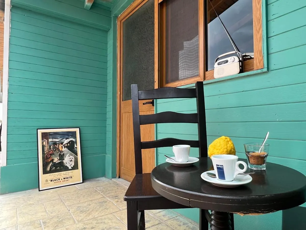Miqt Beach - Bungalows Orikum Albania